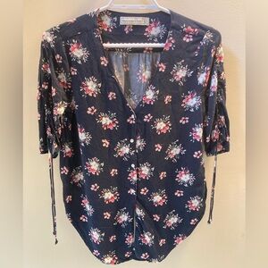 Abercrombie & Fitch Navy Floral Blouse